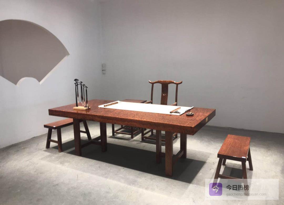 五招教你一眼识破实木大板桌真假