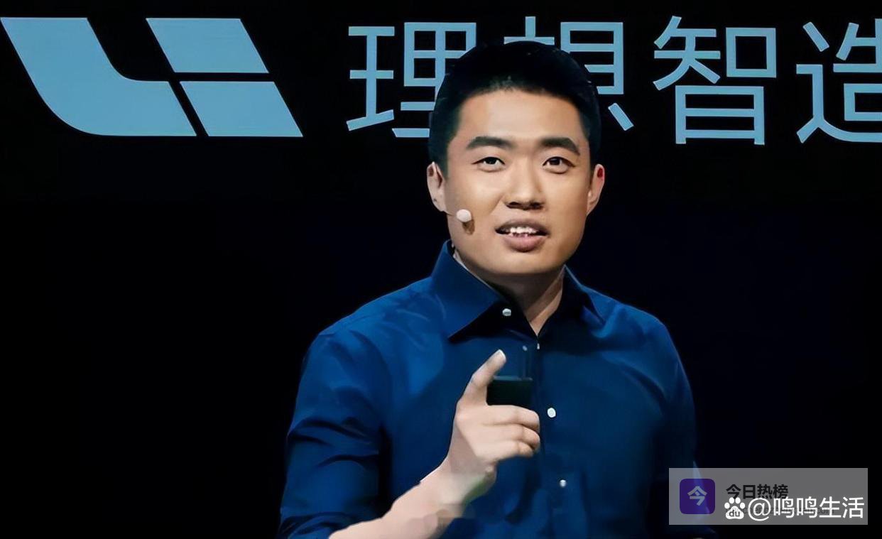 沸腾了！李想罕见硬刚，理想L6 vs 日产NX8，20万级SUV内卷大战杀疯了