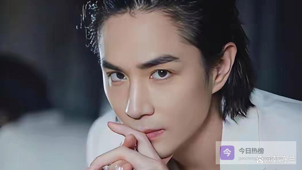 从“软饭男”到人生赢家！李承铉这波操作太绝了