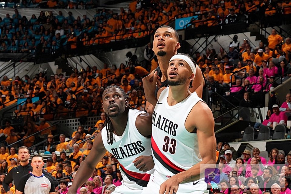 附加赛的表现很不理想，到了季后赛开拓者锋线大将的表现依然糟糕