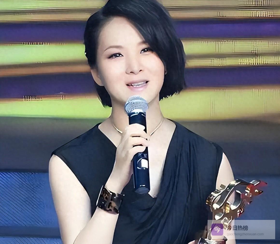 在美国定居13年，回国捞金被驱逐，53岁谢兰彻底变成笑柄