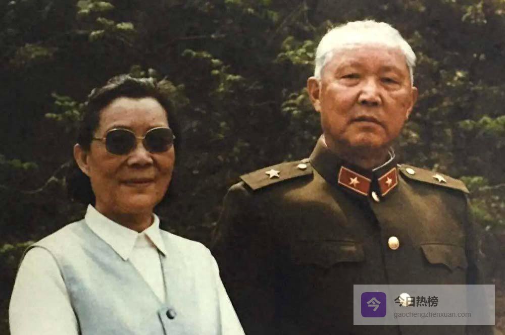 他原本由副政委改任军长，奉命打阻击时大家都捏了一把汗？结果一战成名