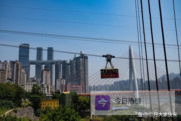 城市更新现金流黑洞 高铁带动换轨投资 优先卷烟税源稳利差