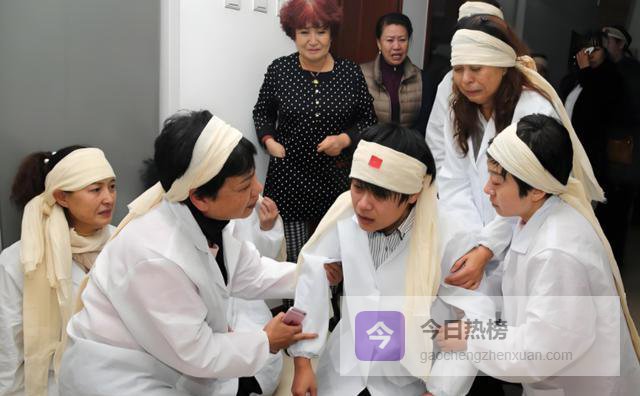 白事红包里的“人情账”：给多少，都是一场默剧