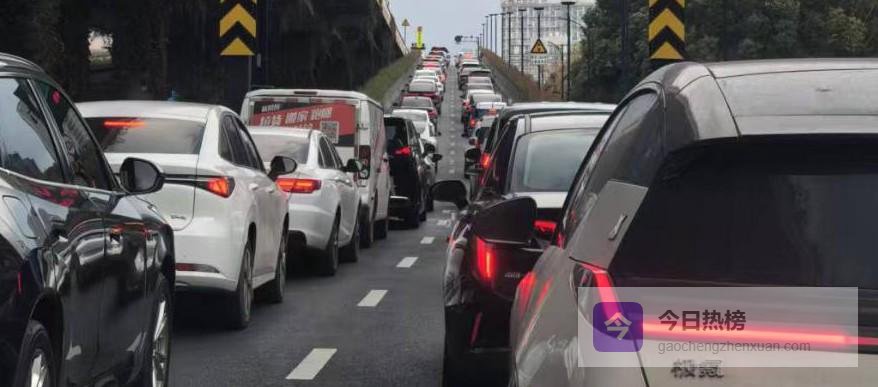 油价又涨了，但没人告诉你这背后的隐形规则，读完你会庆幸自己看了这篇