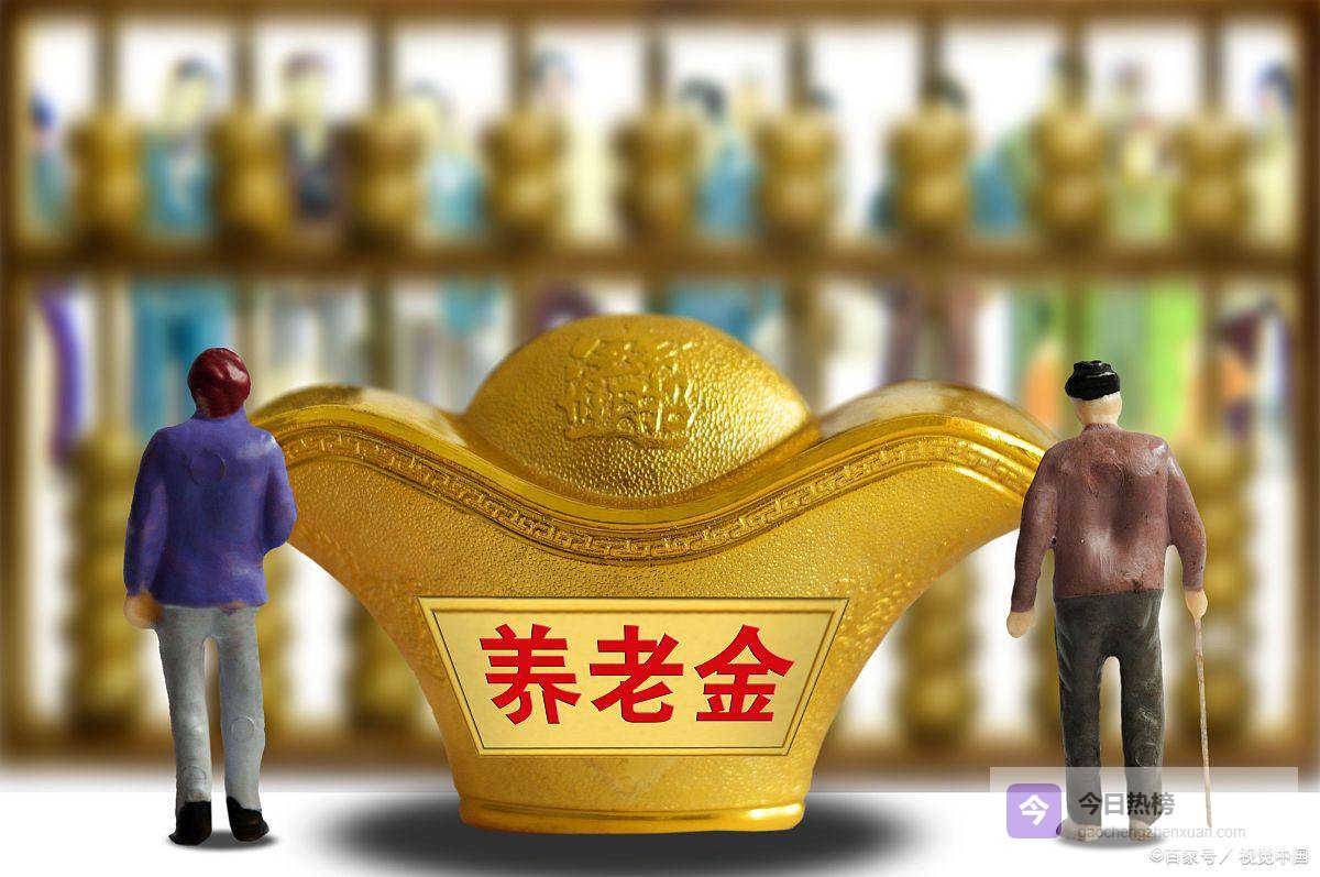 72岁老农领182元养老金：省下1%外援，让种地人吃饱饭、看得起病