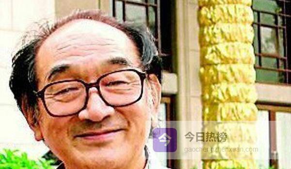 永远的“东方卓别林”：严顺开与喜剧半世纪的回声