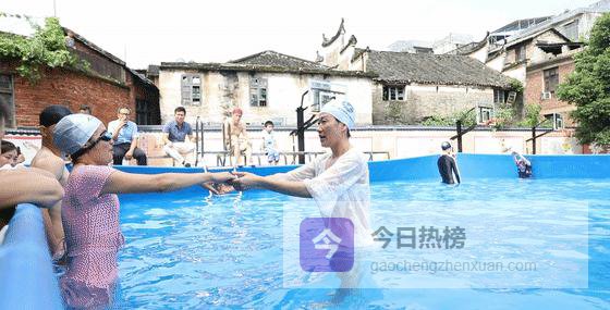 15位老师两天学会游泳，只为把防溺水技能带进课堂