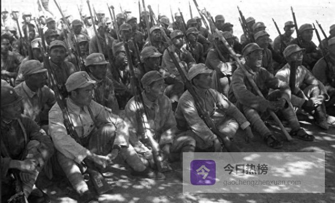 八路军缺干部，这4员虎将却被摁在延安坐冷板凳，他们得罪了谁