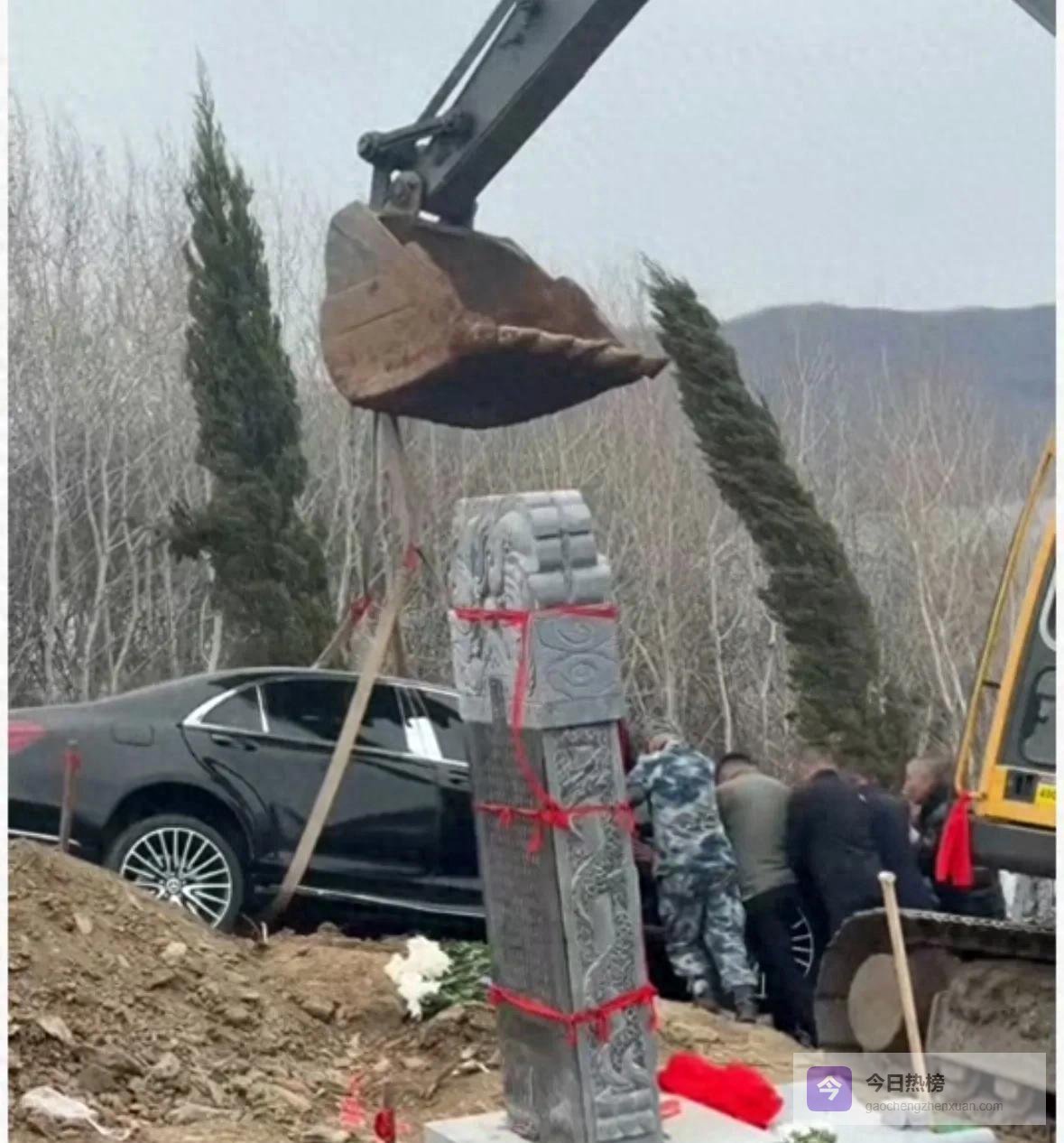 百万豪车入土为安？一场“风光”背后的环保警钟