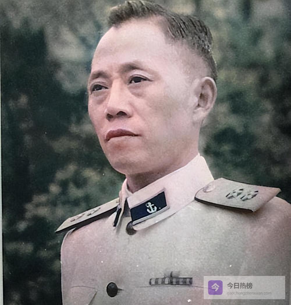 一位开国中将死得扑朔迷离，官方严令禁止留下骨灰，火葬场炉工竟私下将其安葬！