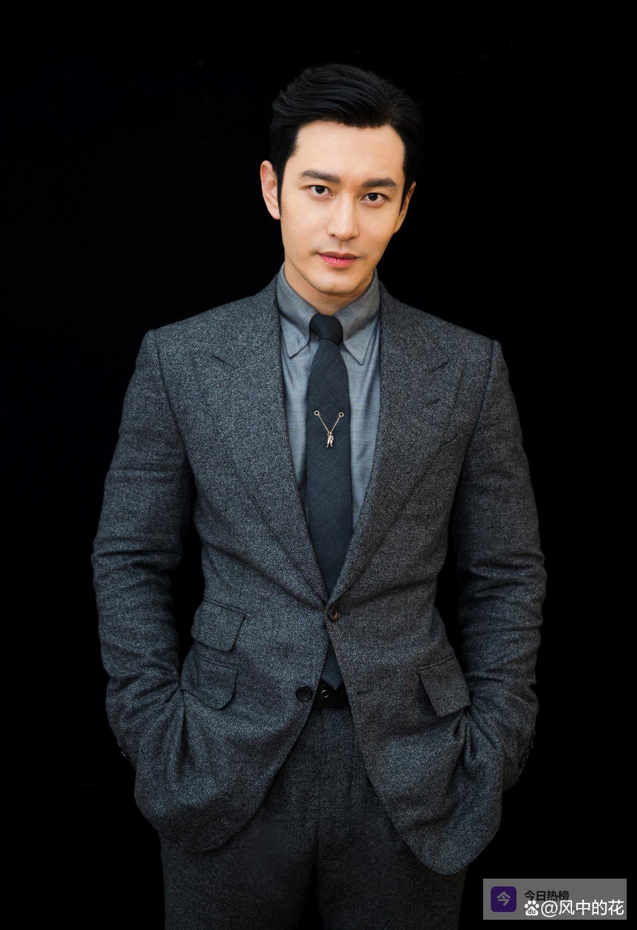 他带儿子骑车被罚款那天，没有删帖，没有律师函，而是去交警队排了一个普通人的队