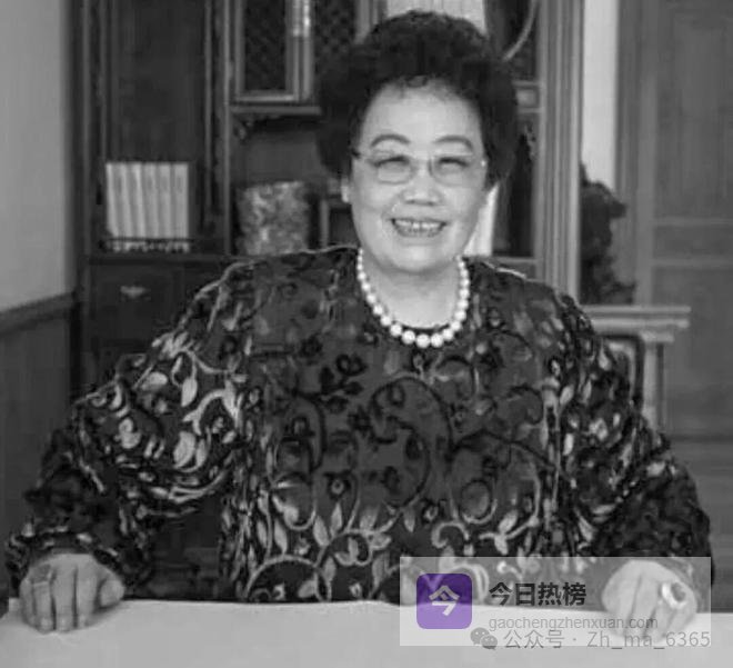 刚刚 | 送别陈丽华！六小龄童、马德华、白岩松到场！