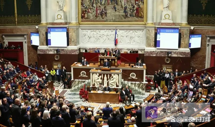 法国开了头！其他国家跟不跟？随着法国罕见的全票通过了文物归还法案，我国的文物必然回归，那么其他掠夺过我国文物的国家又当如何？